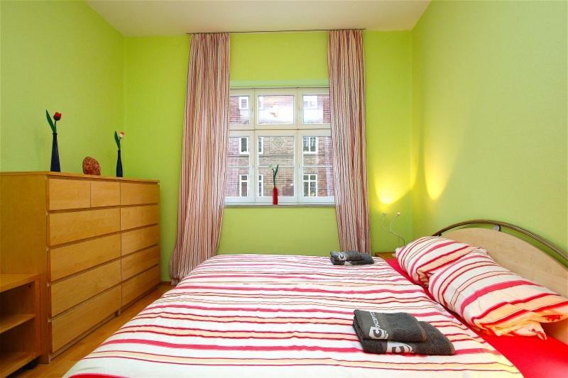 Private Room Hannover Ngoại thất bức ảnh